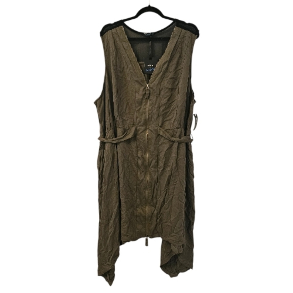 Green, Gold and Black mblm by Tess Holliday Women's Sleeveless Sharkbite Dress